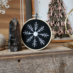SNOWFLAKE EMBROIDERY 4"