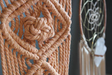Load image into Gallery viewer, Beauty Is In The Eye Of The Beholder Macrame