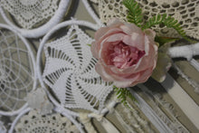 Load image into Gallery viewer, Crochet Flower &amp; Crystal Wallhanging